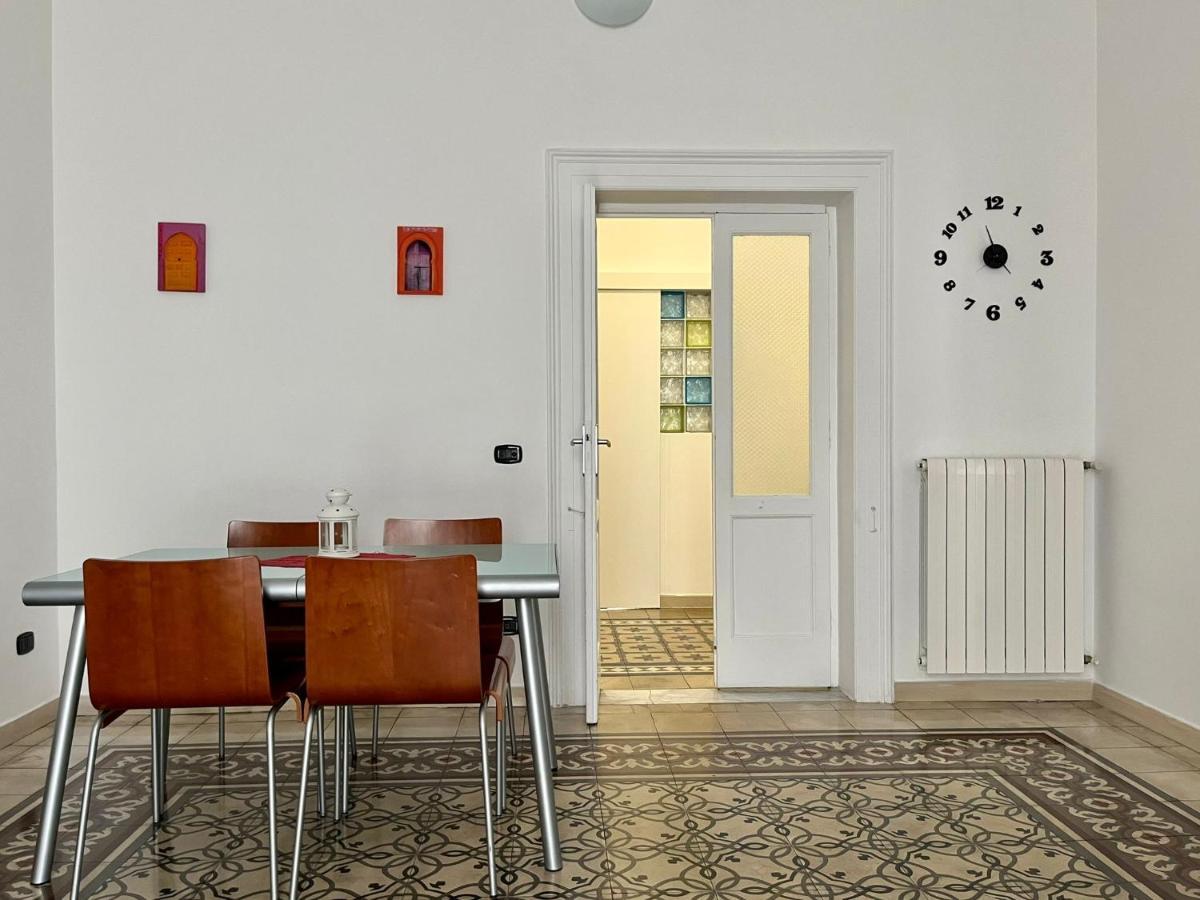 Alsimica Apartment Taranto Bagian luar foto